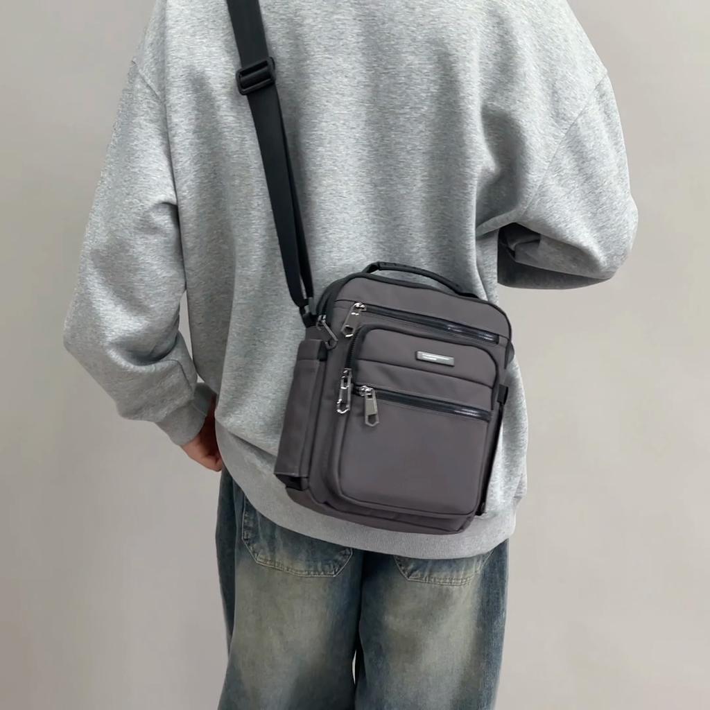 Men's Business Handbag Multi-Layer Large Capacity Shoulder Crossbody Bag