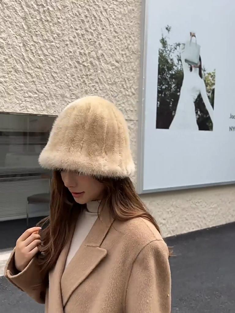 New Style Winter Women Real Mink Fur Bucket Hats Natural Warm Mink Fur Hat Female Outdoor Fashion Genuine Mink Fur Cap