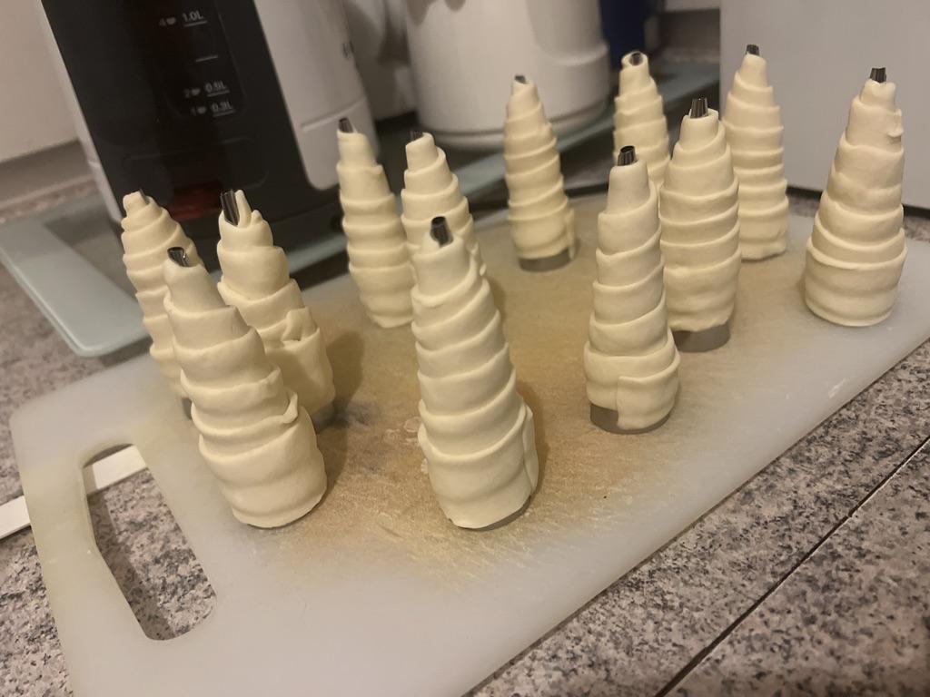 STAMPI CORNO COLOR crema tubi cannoli stampo conico stampo per gallina
