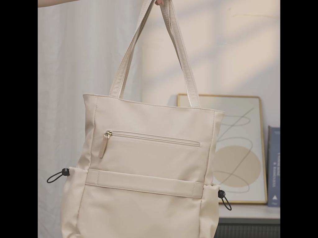 GOLF Shoulder Bag, Handbag, Large Capacity, Canvas Bag, Water-Resistant Tote Bag, Apricot Color