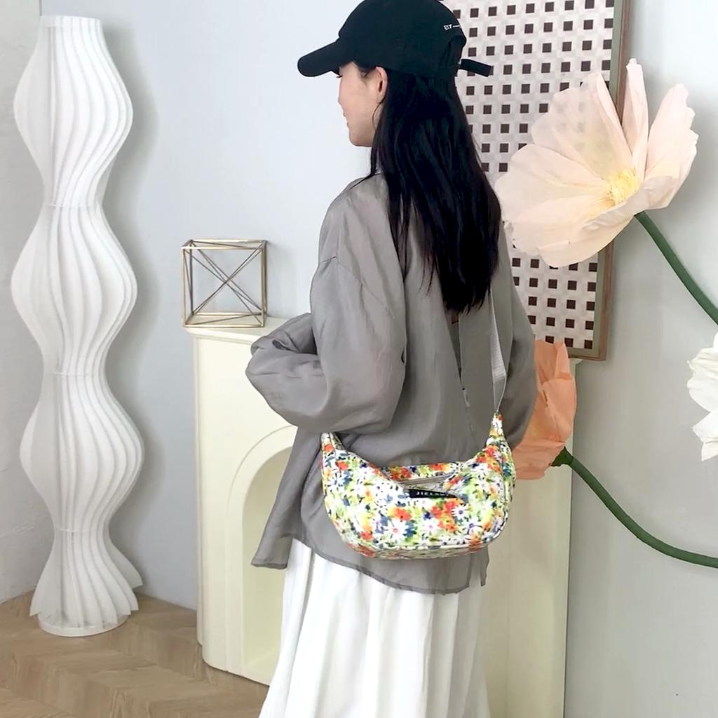 Casual Women Shoulder Messenger Bag Nylon Waterproof Zipper Printing Handbags Package Female Small Capacity Travel Crossbody Bag