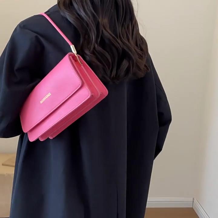 Underarm bag French stick bag women's new French small fashion shoulder messenger bag foreign style versatile chain bag women's bag