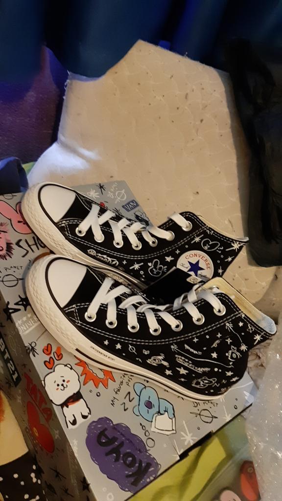 converse bt21