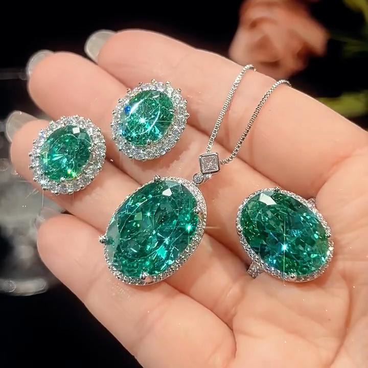 Luxuriöse geometrische Zirkonia-Schmucksets für Damen 2025 Neue Mode Ohrringe Ringe Halskette Schmuck Hochzeitsparty-Accessoires