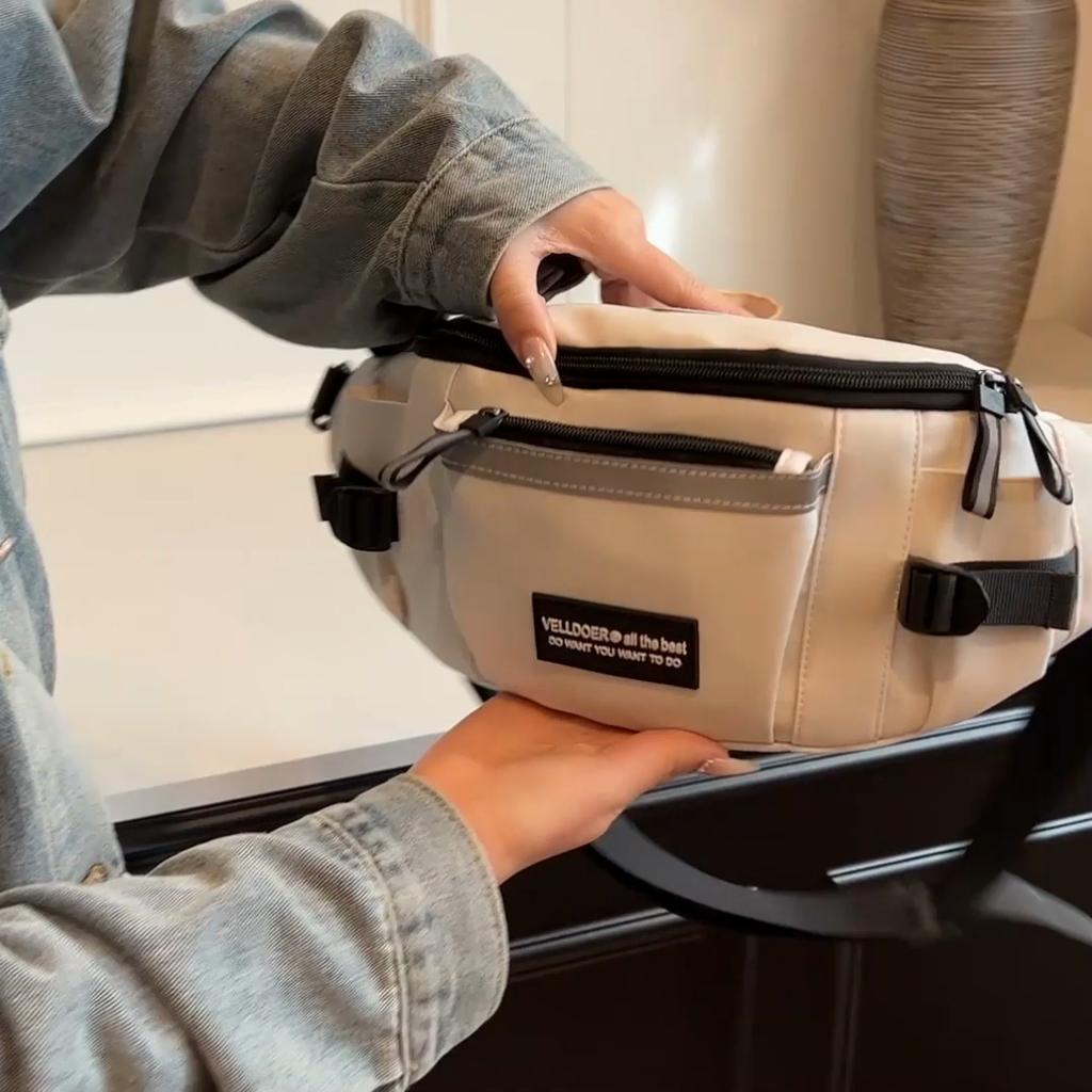 Japanese Harajuku Reflective Chest Bag Women and Men Waist Bag Collage Student Crossbody Bags Purses and Handbags