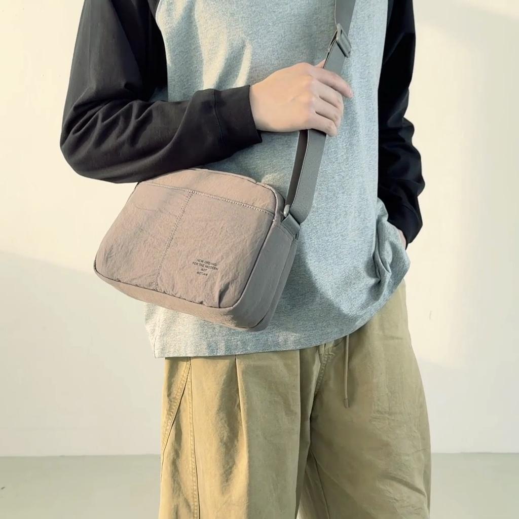 Shoulder Bag Outdoor Lightweight Messenger Bag