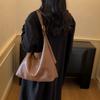 Vintage Commuter Large Capacity Bag Women's Soft Leather Shoulder Bag Underarm Tote Bag