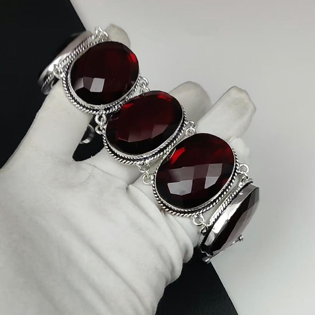 Wunderschönes rotes Granat-Edelstein Handgefertigt 925 Sterlingsilber Armband, Rotes Granat-Armband für Ehefrau, Unisex-Armband, Hochzeitsgeschenke
