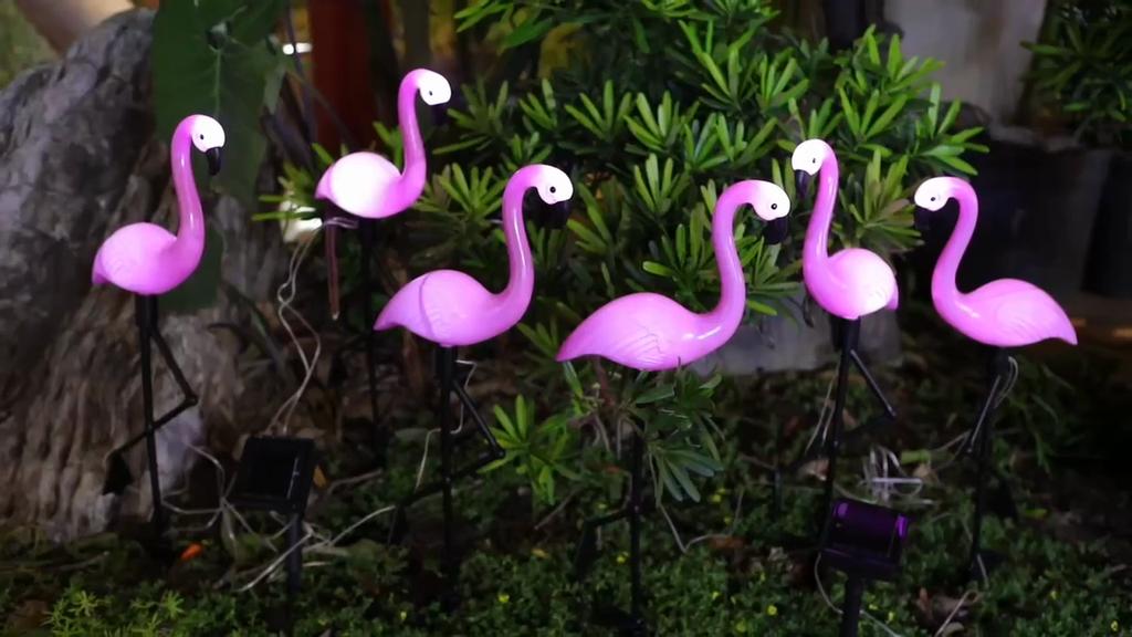 Outdoor Solar Flamingo Lawn Light: Waterproof Villa Garden Decor