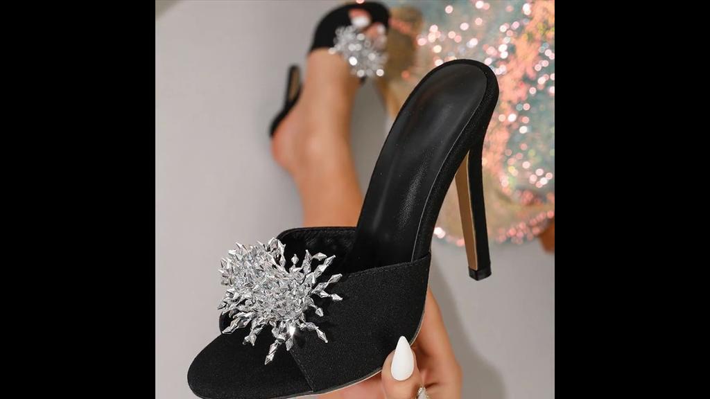 Eilyken New Summer Design Crystal Diamond Open Toe Slide Women Slippers Fashion Thin High Heels Banquet Party Shoes