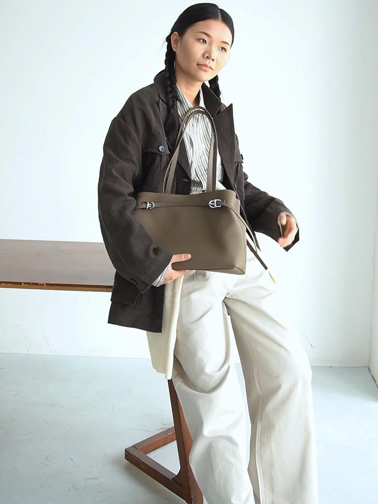 VENOF Women's Tote Bag, Crossbody Style, Made of Top-Grain Cowhide Leather, Large Capacity, Single-Shoulder Design