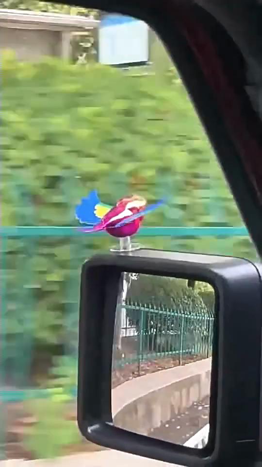 Flying bird motorcycle car creative ornament wind plug-in car decoration simulation bird feng shui ornament