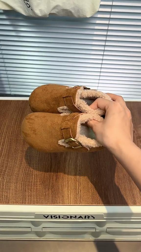 Children's Shoes with Plush Insulation, Autumn and Winter Women's Shoes, Boys' Winter Hairy Shoes, Versatile Baby Cotton Shoes