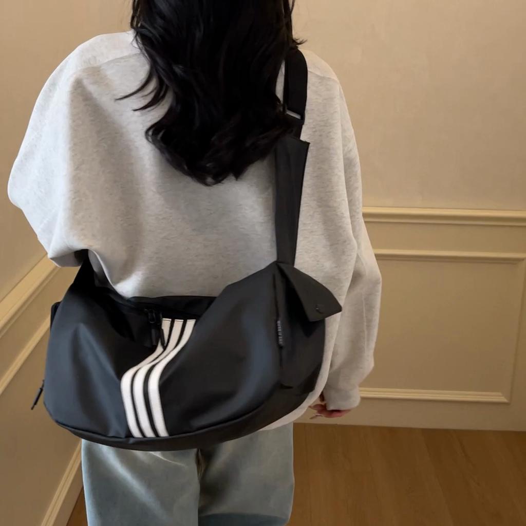 Striped Large Capacity Travel Bag Women's Shoulder Bag Crossbody Bag
