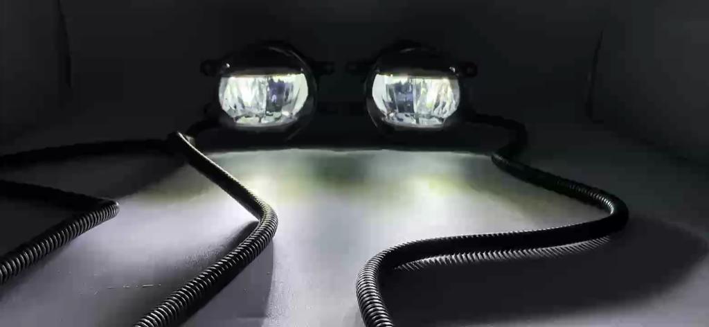 1 Pair Car Front Bumper LED Fog Lights Smoke Assembly Driving Lamp Foglight For Toyota Prado FJ150 LC150 2014 2015 2016 2017