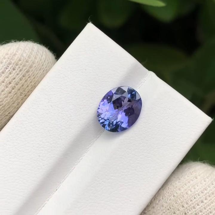 Gemma di tanzanite naturale di qualità A+ eye clean, Pietra di tanzanite taglio ovale, Pietre curative, Gemma sciolta.