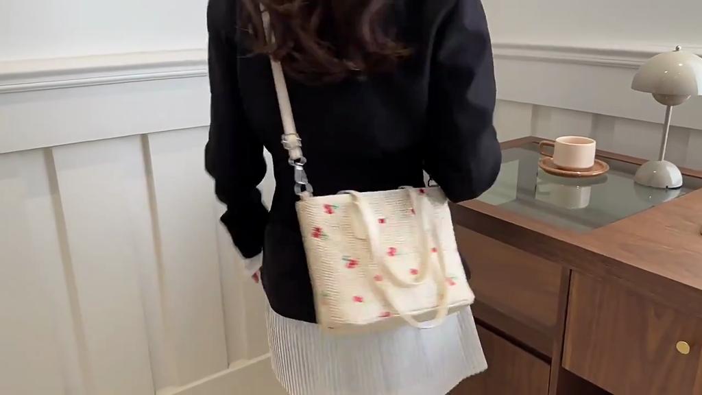 Yogodlns Rose Decor Crossbody Bag for Women Straw Bags Raffia Woven Tote Handbag New Casual Shopping Bag Female Straw Shoulder Bag