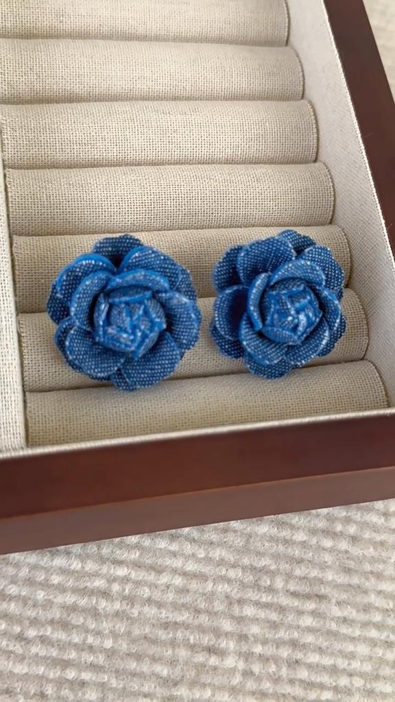 European and American personality French retro denim blue rose flower earrings senior sense niche temperament earrings