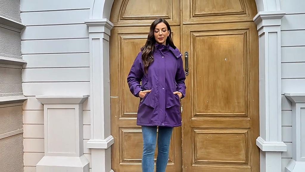 Women's Detachable, Windproof, and Warm Hiking Jacket for Autumn and Winter – A Versatile and Stylish Casual Outerwear.