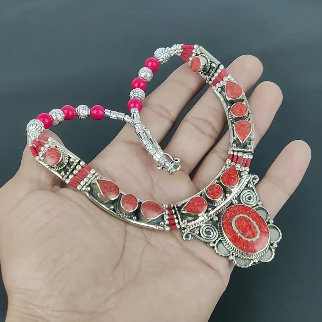 Rote Koralle 925 Sterlingsilber Halskette Tibetische Silber Halskette Böhmische Antike Halskette Handgefertigter Schmuck Nepalesische Halskette Geschenk für Ehefrau