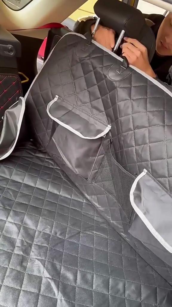 Waterproof Pet Car Trunk Mat for Dogs, Hot-selling Cross-border Item. Perfect for Keeping Your Car Clean While Traveling with Pets.