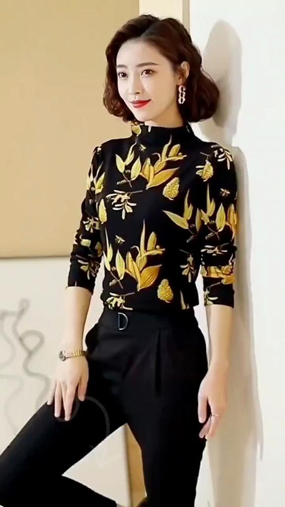 Women's Fleece Turtleneck Bottoming Shirt Autumn Winter Long-sleeved Printed T-shirt Slim Fit Warm Pullover Top