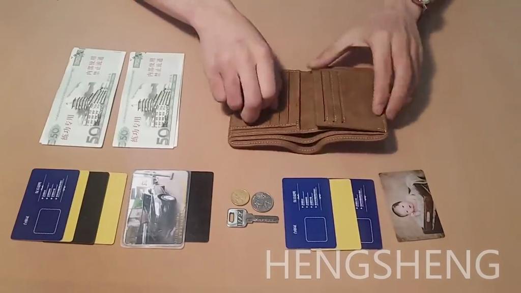 Módní pánská peněženka na ID/kreditní karty z PU kůže