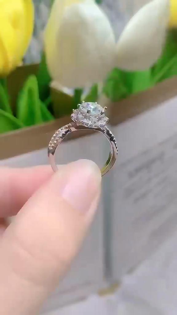 SACE GEMS GRA Certified D Color 1-2ct Moissanite Ring 925 Sterling Silver Plated with 18k White Gold Ring for Women Fine Jewelry
