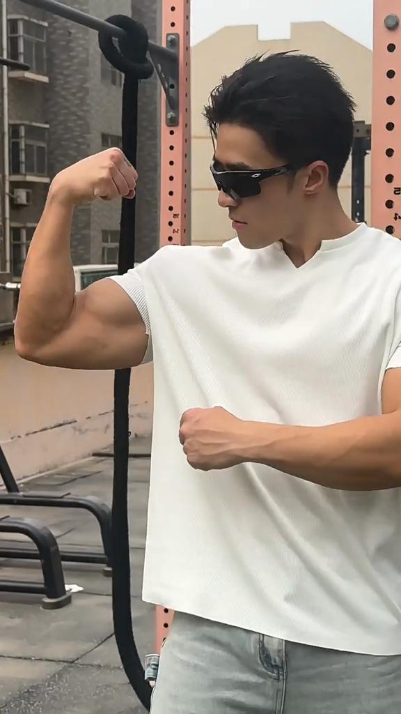 Men’s Spring Summer Short Sleeve Sports Top Loose Casual Solid Pullover V Neck T-shirt