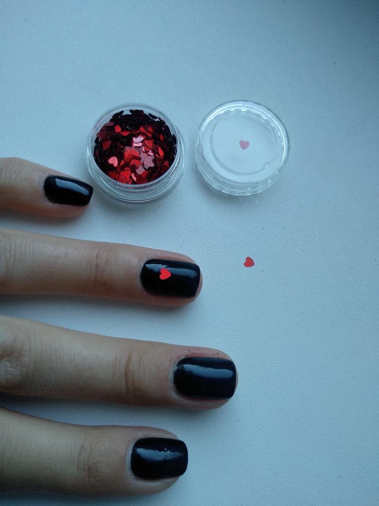 Buy Love Heart Nail Glitter Sequins Gold/Red/Black Shinning Nail Art Decor  Flakes 3D Valentine Tip at affordable prices — free shipping, real reviews  with photos — Joom