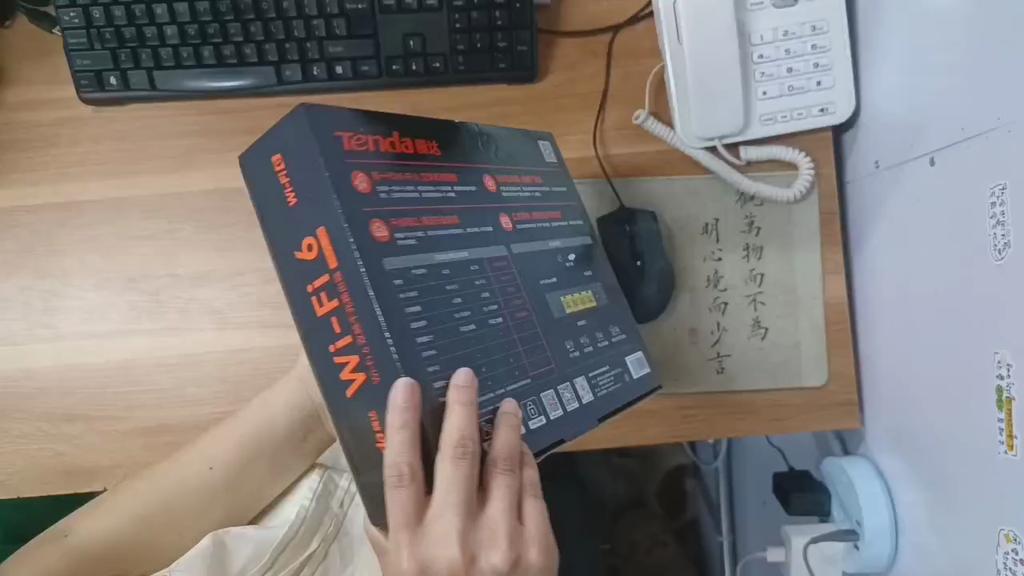 Tenda 5G WiFi6L Pro AX1500 Bezdrátový router Wi-Fi 6 Dvoupásmový Gigabitový router Navržený pro domácí uživatele 1500 Mb/s