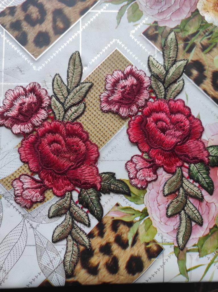 3 Toppe Ricamate A Mano A Forma Di Rosa Rossa Floreale - Per Abiti, Colletti, Giacche, Fai Da Te (Colore F) - 3
