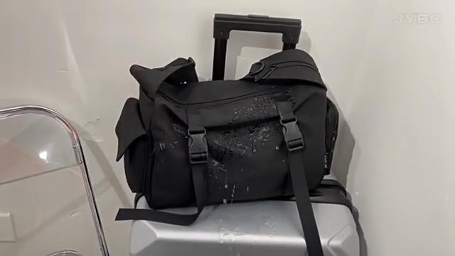 Shoulder Bag Trendy Fashion Men's Backpack Large Capacity Travel Messenger Bag Men's and Women's Trend Student Conspicuous Bag