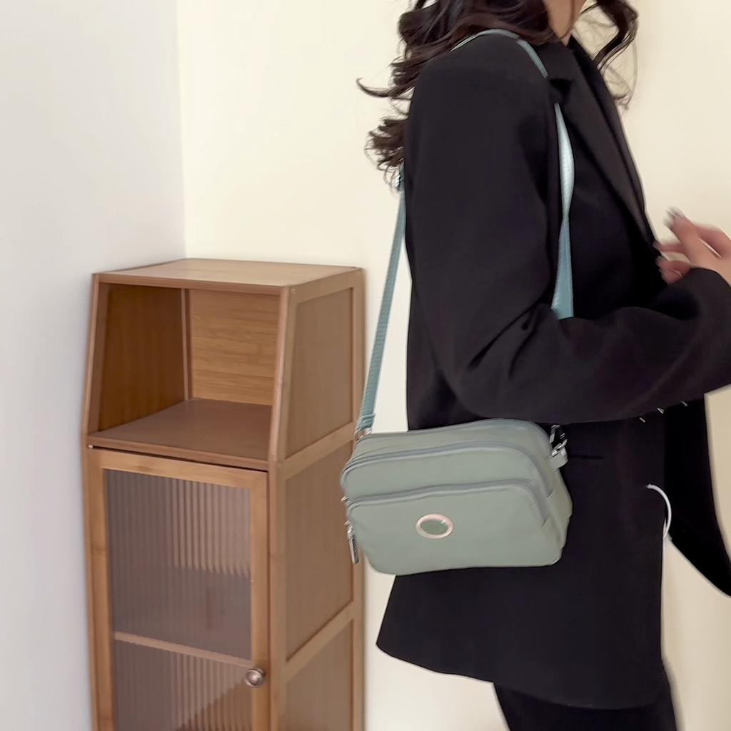 Borsa piccola da donna, borsa a tracolla, in nylon, quadrata, multitasche, tinta unita