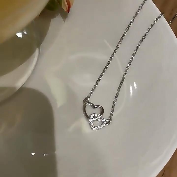 ins wind interlocking heart interlocking necklace female love collarbone chain diamond pendant sweet gift girlfriend girlfriend