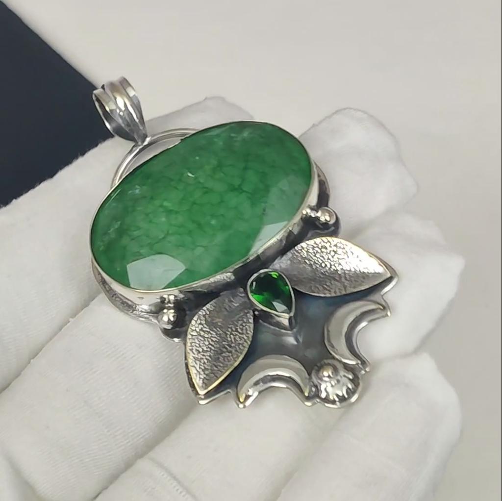Pandantiv Argintiu cu Piatră Prețioasă Smarald, Turmalină Verde din Argint Sterling 925 - Design Handmade, Bijuterii pentru Purtare Zilnică, Pandantiv Unic Cadou de Ziua de Naștere