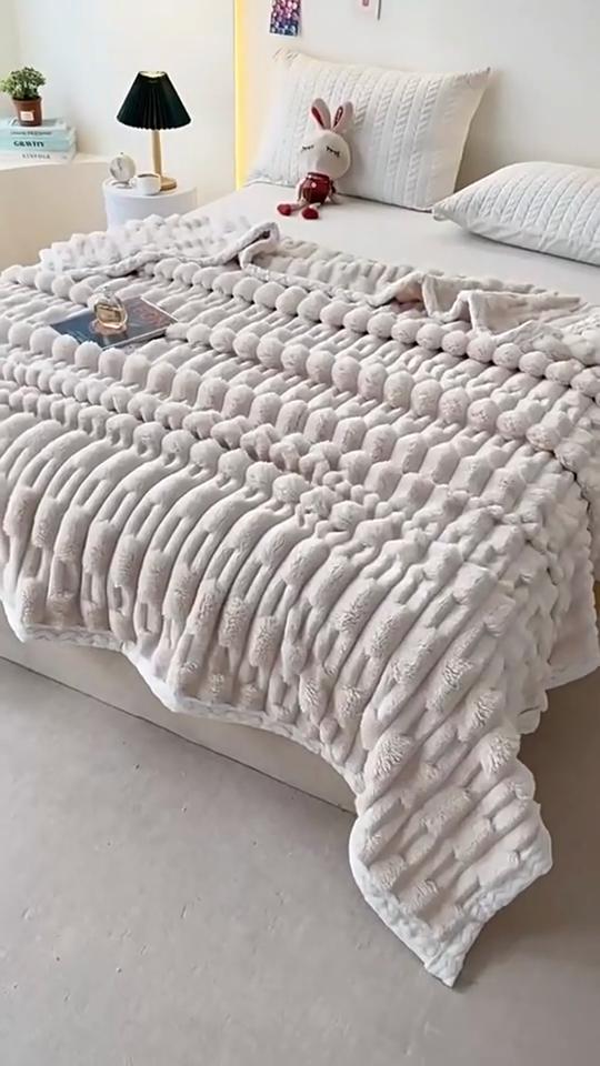 Solid Color Flannel Blanket