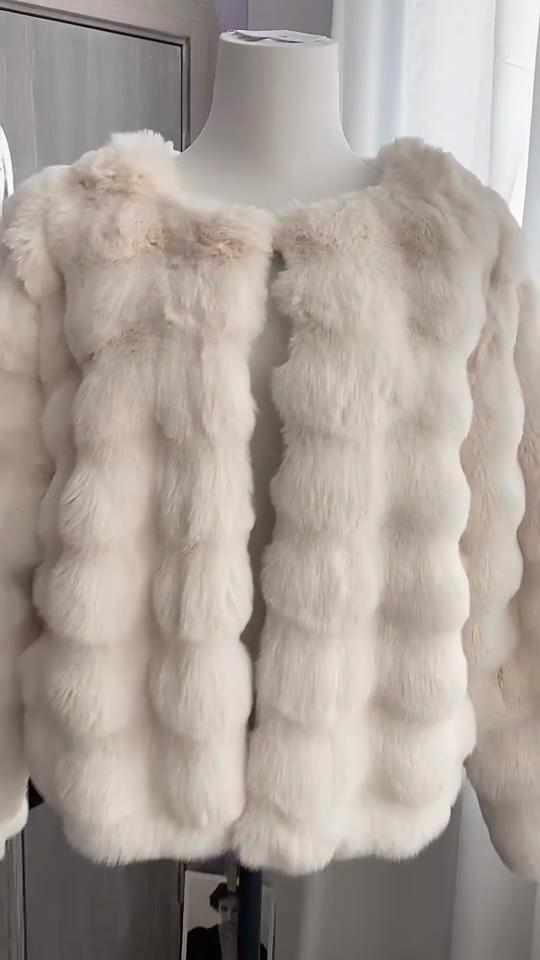 Autumn and Winter Thick Warm Fox Fur Jackets for Women Fashion Street Casual Short Coats Women Vintage Plush Round Neck Woman Jacket  Tops 25083