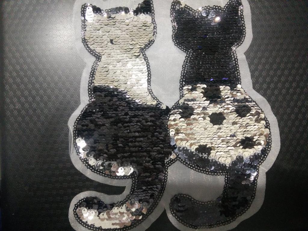 20x18cm Cute Cat Reversible Change Color Sequins Sew on Clothes DIY Patches 20x18cm Cute Cat Reversible Change Color Sequins Sew on Clothes DIY Patches