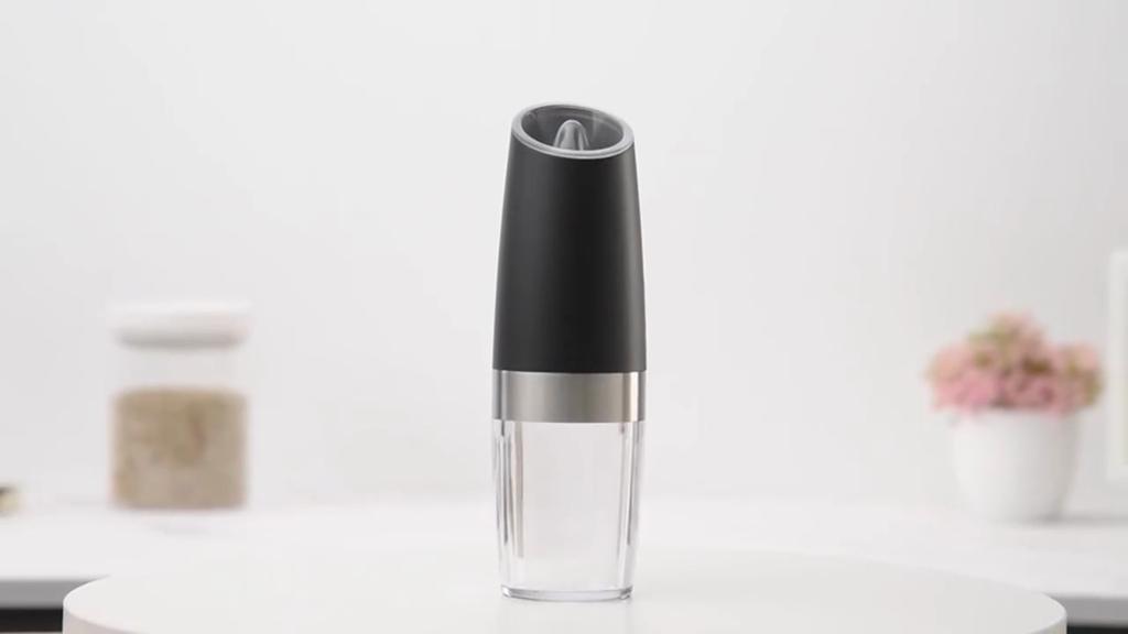 Set Râșnițe Electrice cu Gravitație pentru Sare și Piper, Alimentate cu Baterii, Lumină LED, Operare Automată cu o Singură Mână