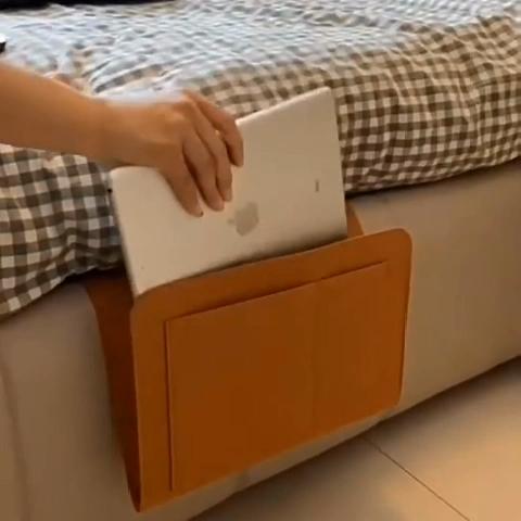 Plstěná úložná taška na pohovku na knihu Organizér na zavěšení drobností na mobilní telefon Taška na ukládání do ložnice