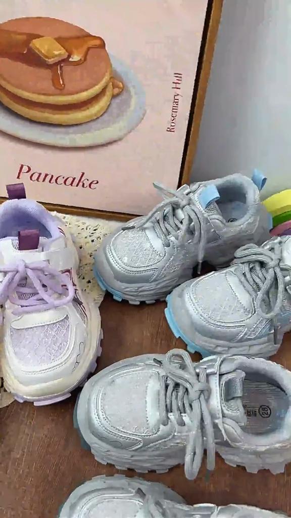 Children's Mesh Sports Shoes Breathable Student Running Shoes Fashionable Soft-soled Dad Shoes Children's Non-slip Casual Shoes