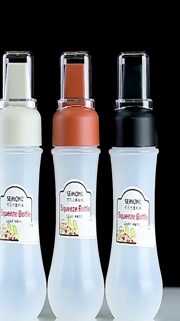5-hole Squeeze Bottle Condiment Bottle Ketchup Mayonnaise Bottle with Nozzle Honey Salad Dressing Dispenser Kitchen Supplies