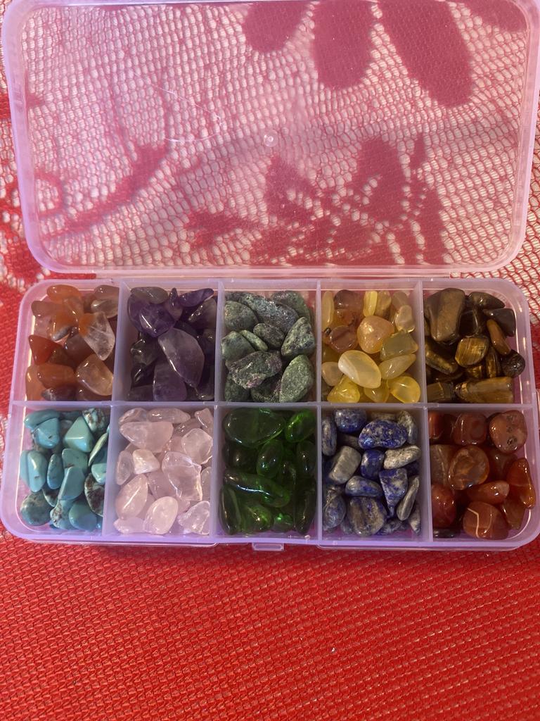 JIEIIFAFH Ten Kinds Natural Crystal and Stone Quartz Gemstone Rock Mineral Specimen Healin JIEIIFAFH Ten Kinds Natural Crystal and Stone Quartz Gemstone Rock Mineral Specimen Healin