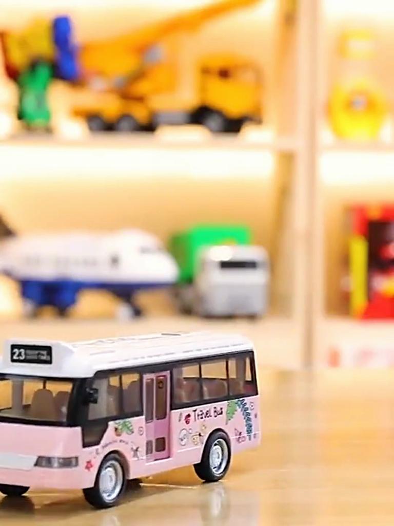 School Bus Toys Cars Die Cast Plastic Little Cars City Bus With Sound And Light Up Friction Powered Cars Play Toys Gift For Kids