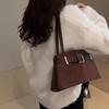 Yogodlns Fashionable Retro Large Capacity Simple Women's Shoulder Underarm Bag for Commuting And Work Casual Style Handbag