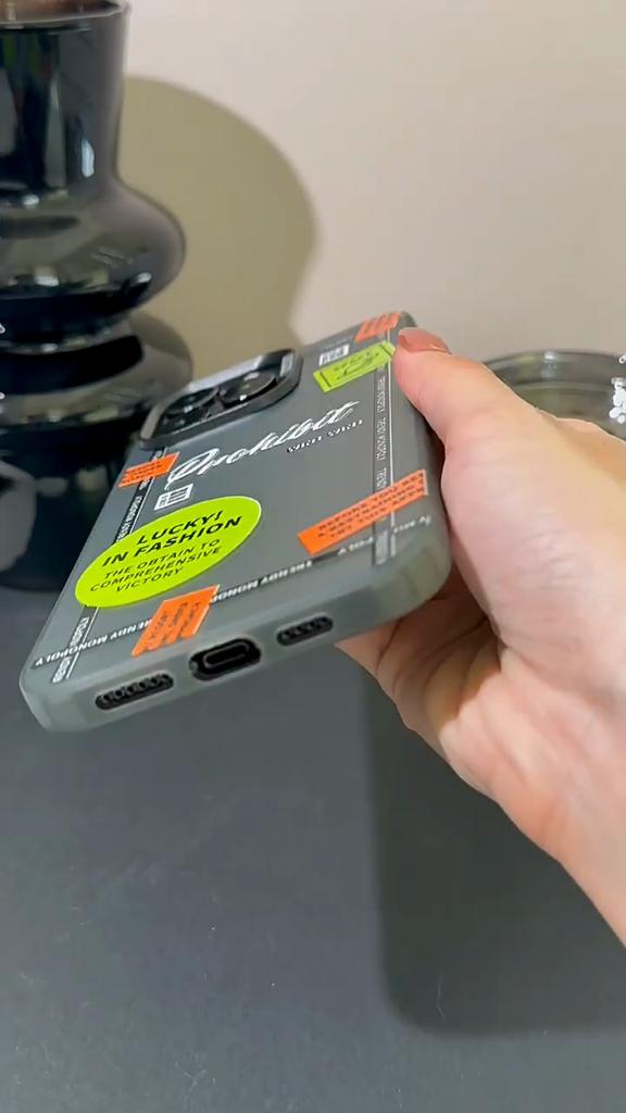 Fashion Label Magnetic Frosted Phone Case Compatible and Suitable for iPhone15 14 13 12 11promax Xsmax Xr 7 8plus