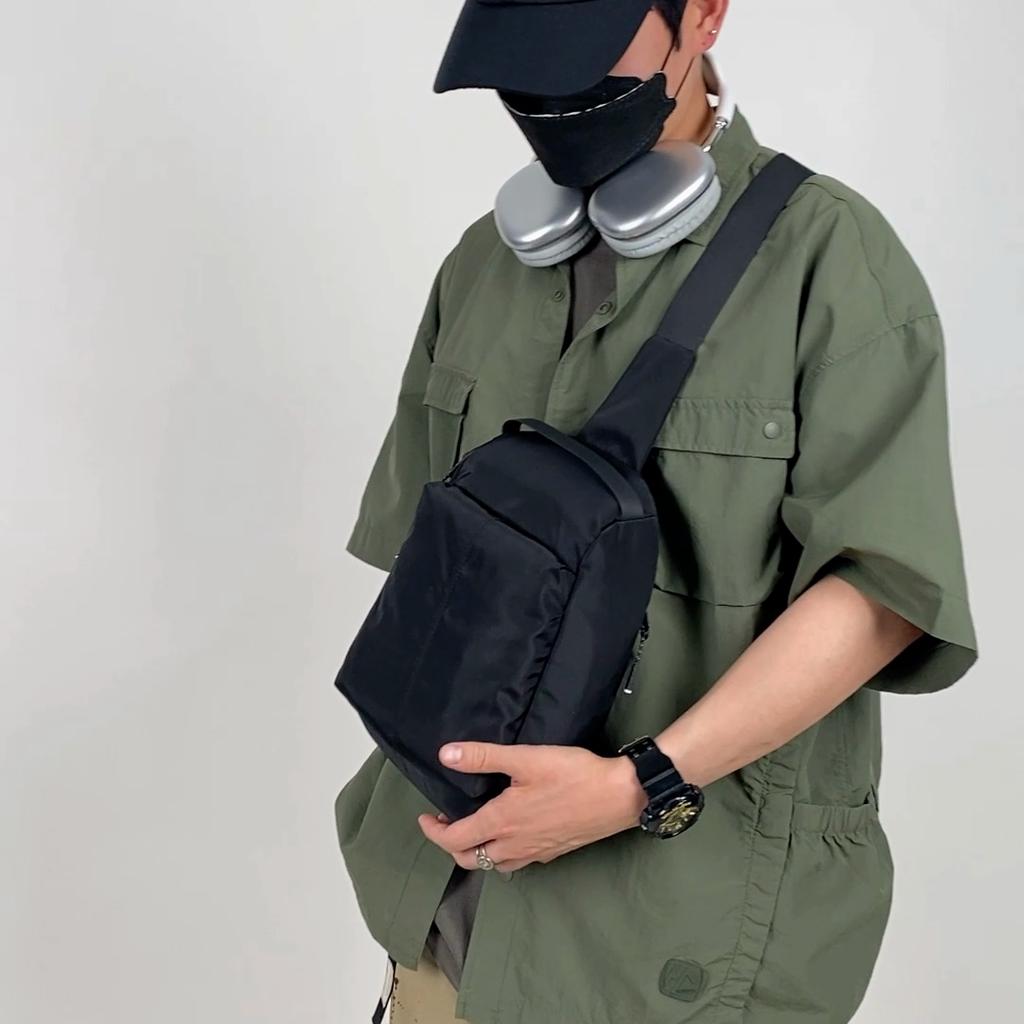 Men's Crossbody Bag Shoulder Bag Mobile Phone Bag Lightweight Chest Bag