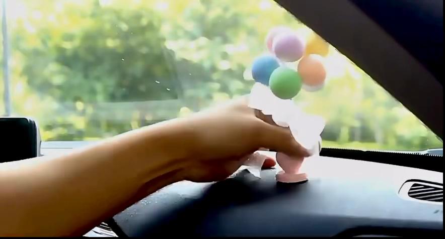 Barevné balónkové ozdoby do auta Roztomilé kreslené auto palubní deska balónová dekorace