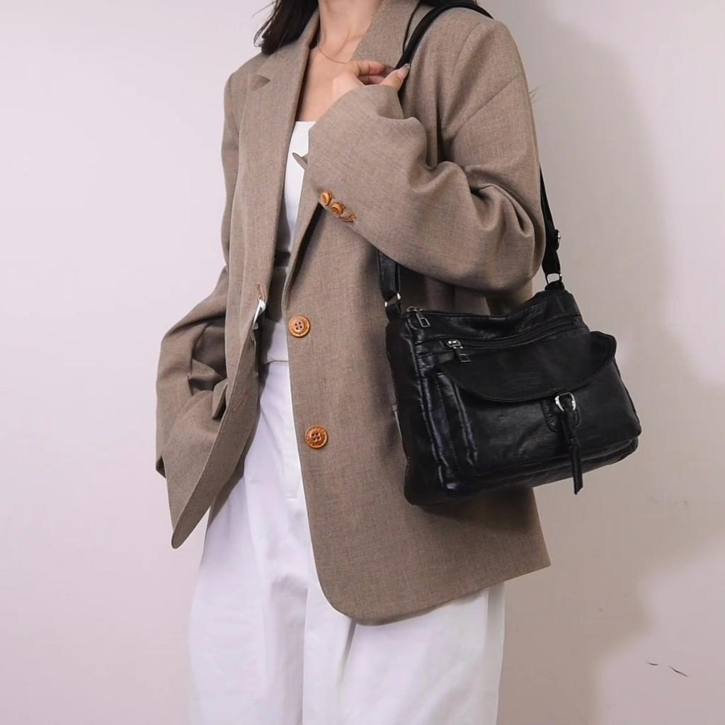 Women's Bag Multi-Pocket Shoulder Bag Lightweight Large Capacity Crossbody Bag